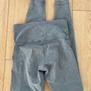 Lululemon Athletica light blue Leggings
